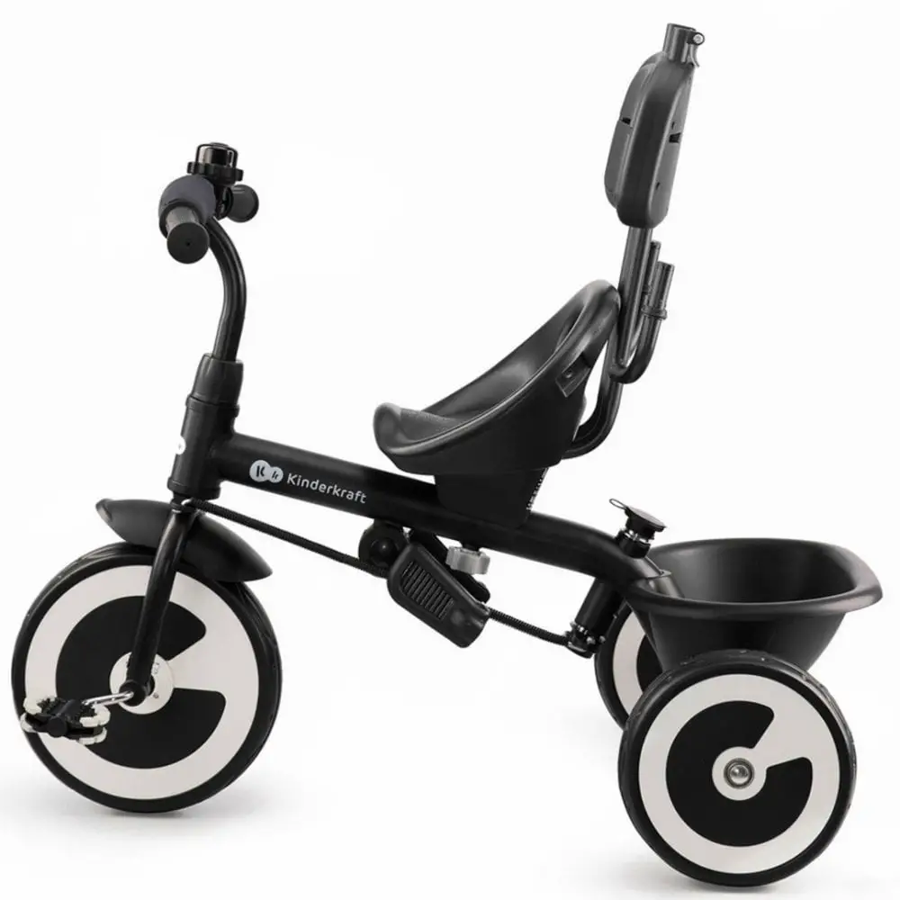 Does Kinderkraft Aston Trike fold up for travel and storage?