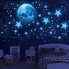 1086 pieces Glow-in-the-dark wall stickers for kids' rooms starry sky