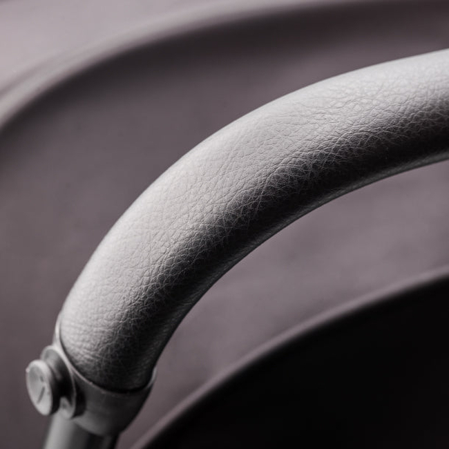 Smartrike Traveller 2 σε 1 Ελαφρύ Καρότσι Μετατρεπόμενο σε τρίκυκλο ποδήλατο 6-48 μηνών Onyx Black 5900800
