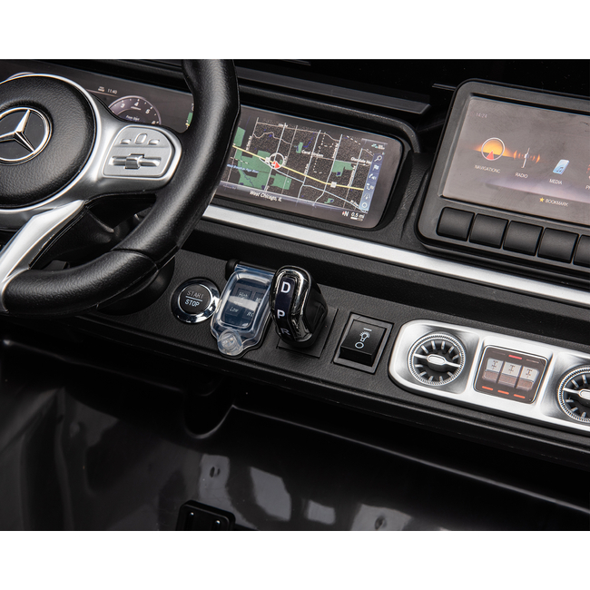Kikka Boo Rechargeable car Licensed Mercedes Benz AMG G63 4*4 24V Black 31006050408